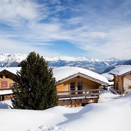 Otel Hameau Les Cleves 3*